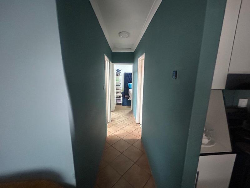 5 Bedroom Property for Sale in Malibu Village Western Cape